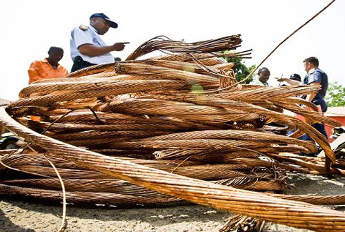 �������ǵ�����ҵÿ����µ�����ʧ��1500��Ԫ